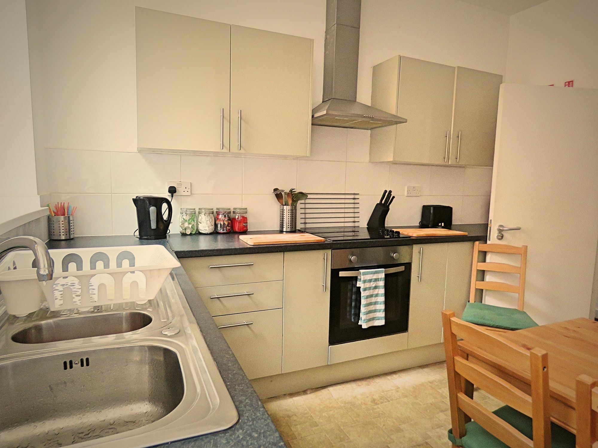 Harley Serviced Apartments - West Street 6 Bedrooms เชฟฟิลด์ ภายนอก รูปภาพ